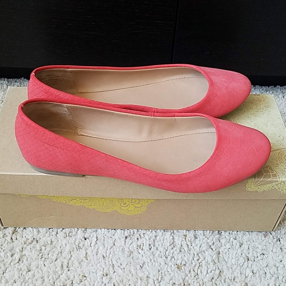 🎉HP🎉 Mix No 6 Coral textured ballet flats 7 - Picture 4 of 8